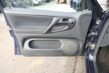 Polo 6N Doorboards Boxen Lautsprecher 4/5-Türer Türverkleidungen Box off-black