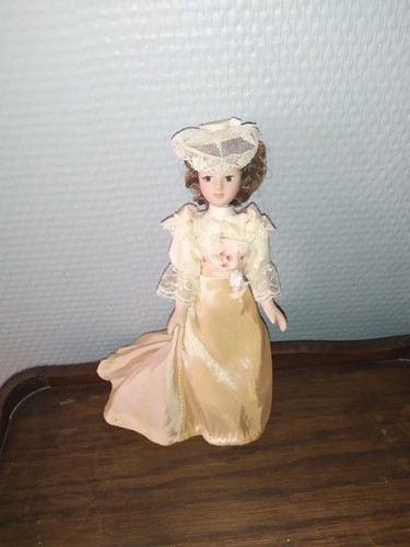 Nostalgie porzellan puppe - nostalgie, frau