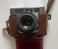 Zeiss Ikon Kamera mit Carl Zeiss Tessar 2.8/50 – mit Tasche – ungetestet