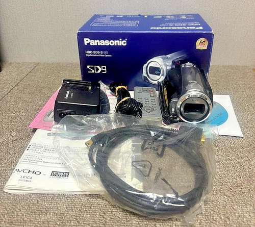 Panasonic hdc sd9 full - full, hd