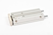 SMC MGPM12-100 - Kompakt-Führungszylinder - Pneumatikzylinder - Guter Zustand