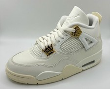 Jordan 4 Retro Metallic Gold |
