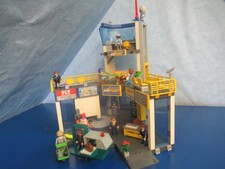 3186 Grosser  Flughafen mit