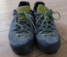 Wanderschuhe von Salewa, Gr. 42, Blau/Schwarz