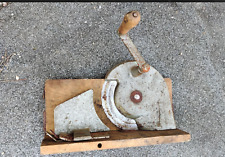Brotschneidemaschine DDR,  kurbel 50 er Jahre grob gereinigt als DECO STÜCK