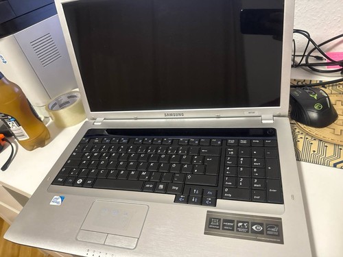Samsung m730 - samsung,