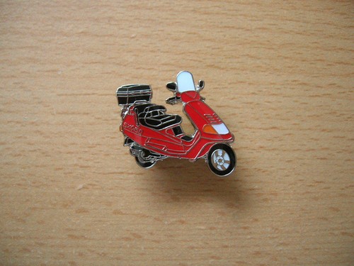 Pin anstecker piaggio vespa - pin,