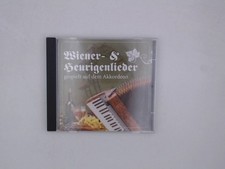 Wiener- & Heurigenlieder gespielt auf dem Akkordeon Andi Häckel: