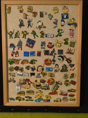 Pins konvolut ansteck - ansteck,