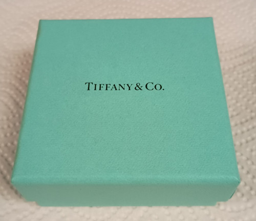 Tiffany box leer - co.,