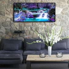 Wasserfall-szenische