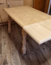 Tisch Massiv Holz Fichte - Schösswender Model Amberg Natur gewachst. Top