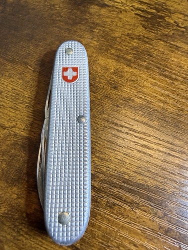 Schweizer soldatenmesser - schweizer,