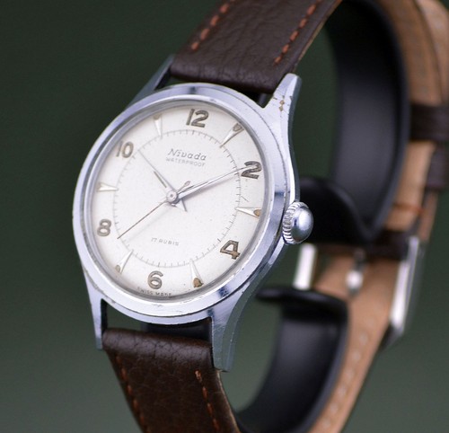 Vintage armbanduhr nivada - vintage,