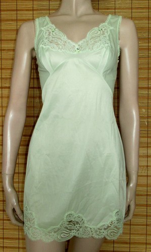 Mintgrünes unterkleid - unterkleid,