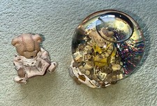 Formano lesender Bär (6,5cm) & Geldsack Schneekugel (10,5cm) Figuren Top