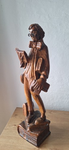 Holzfigur der - holzfigur, „der