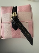 Victoria Secret beauty cosmetic case bag size S-M beauty cosmetic case bag