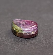 Apyrit Sammlerstein (Turmalin)