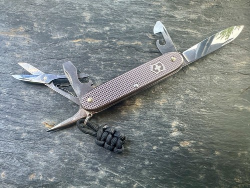 Rare victorinox pioneerx alox - rare,
