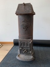 antiker runder Kaminofen, Höhe 80 cm, Marke Fremo