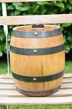 Hübsches Massiv Holz Fass, Bierfass,Eichenholz, mit Metall Fassringe, Blumentopf