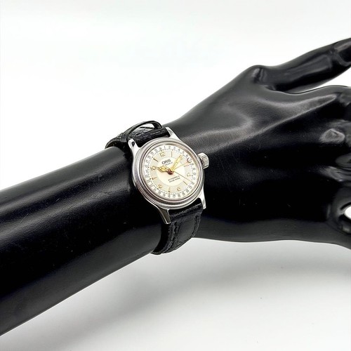 Oris pointer date - oris, big