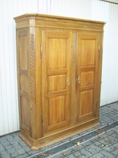 früher  Biedermeier Schrank massiv Nussbaumschrank 12 Kassetten