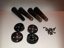 4 Füße aus Musikschrank Rosita Perle (Chassis Telefunken Andante 8)