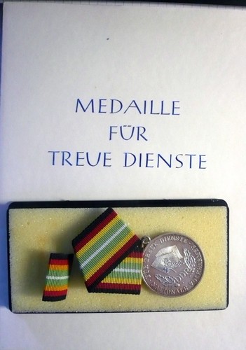 Ddr treue dienste medaille nva - ddr,