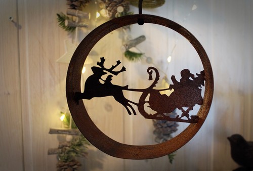 Weihnachtsmann mit schlitten - mit,