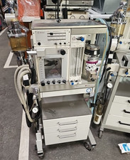 Dräger Sulla 800V Narkosegerät  / Tiermedizin /  Verwendung Sauerstoff / Lachgas