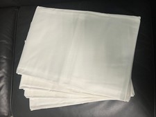 Weiße Bettlaken ohne Gummizug