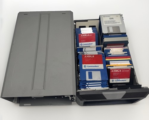 Commodore amiga disketten - commodore,
