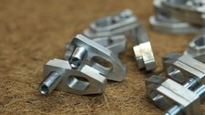 Spannpratzen M10, Spanneisen