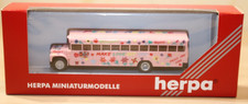 Herpa USA Bus make Love not
