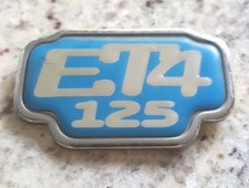 Vespa ET 4 ET4 125 Emblem Chrom Handschuhfach ZAPM04 original Piaggio 577125