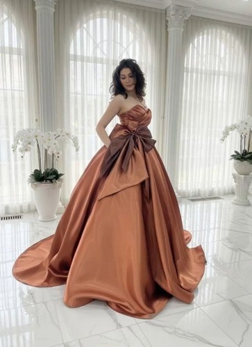 Das partykleid der braut ist - partykleid,