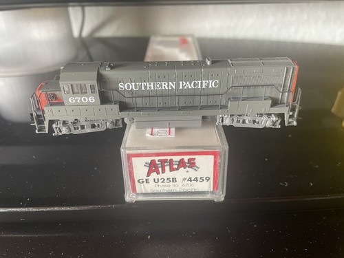 Atlas spur d - atlas, n