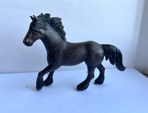 Schleich friesen stute 13604 - schleich,