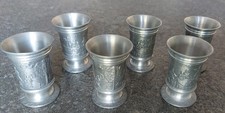 6 Zinnbecher, Schnapsbecher mit Motiv  92 % Zinn