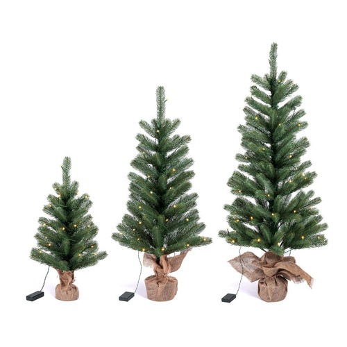 Künstlicher tannenbaum - künstlicher,