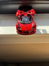 Kinsmart 2010 Gumpert Apollo