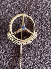 Goldene Mercedes-Benz 2000000