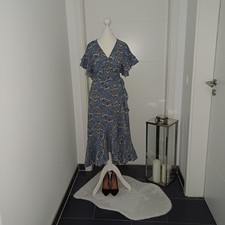 Neu Wickelkleid 36 38 40 Max Studio Midikleid blumen hellblau volants TopZustand