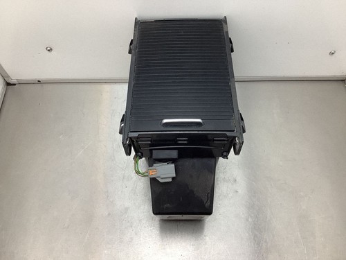 Land rover discovery lr4 - land,