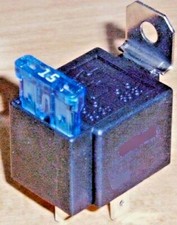 Relais mit Sicherung, 12 Volt