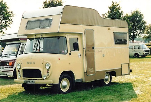 Altes wohnmobil oldtimer foto - wohnmobil,