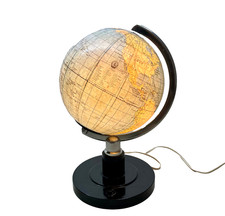 kleiner beleuchteter Globus