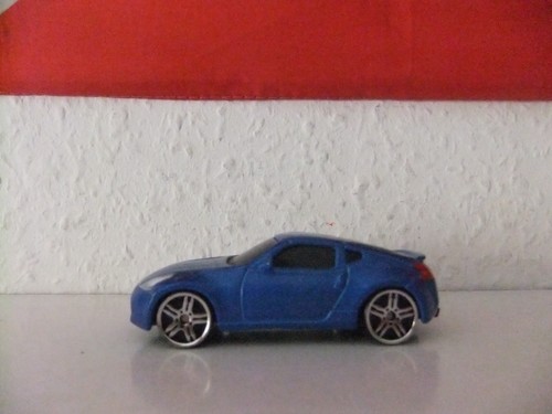 Maisto 3702 nissan - 1:55,